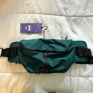 New With Tags Janji Multipass Sling Bag